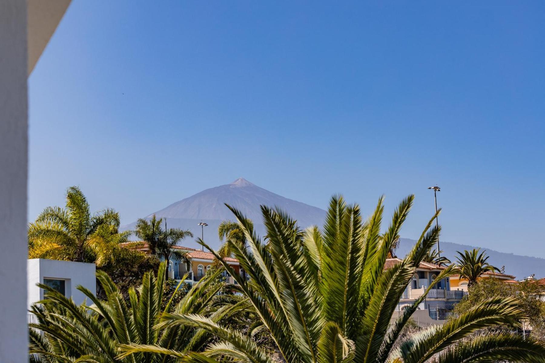 Sissi Boutique - The Terrace Between Ocean And Teide Santa Ursula  Exterior photo